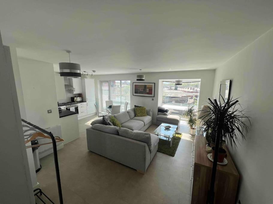 City Centre 2 Bed Apartment Chester Exterior foto